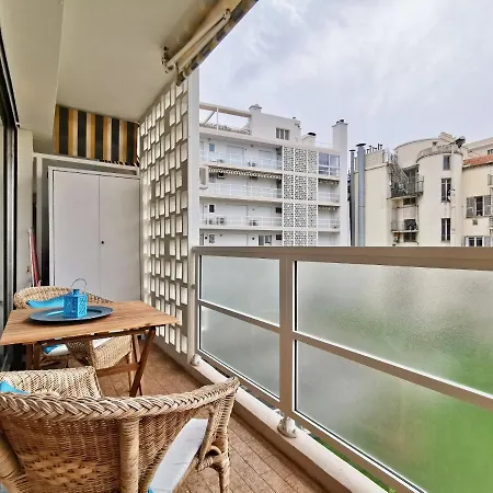 Apartment Royal Lux By Guys
